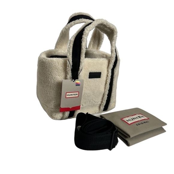 Hunter Wanderer Sherpa Mini Tote Bag White Faux Fur - Picture 3 of 17